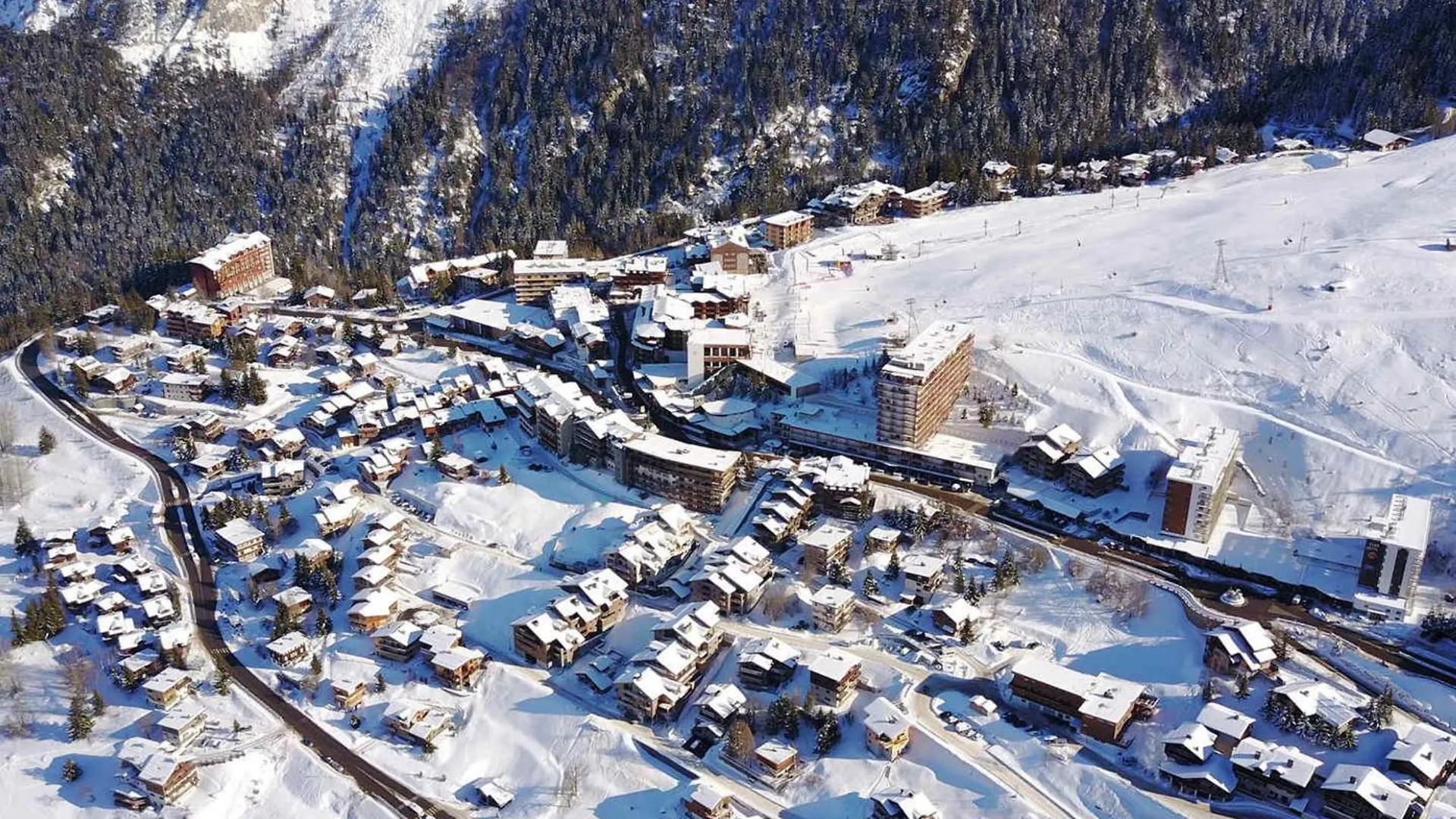 Appartement Raffine A Courchevel Moriond, 4 Etoiles, Pres Des Remontees Mecaniques - Fr-1-563-99 Апартаменты